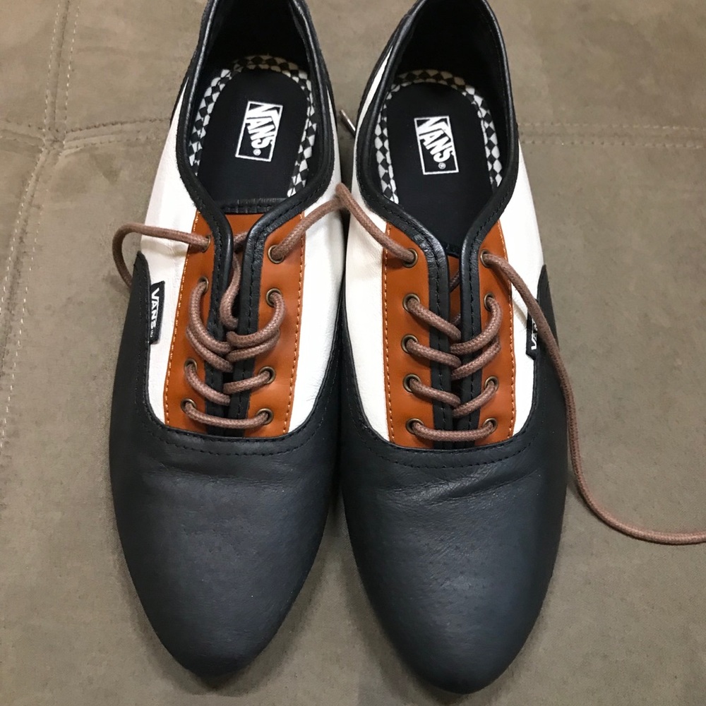 NIB Vans Sophie Oxford Tan/White/Black
